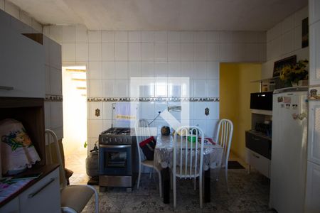 Casa à venda com 100m², 4 quartos e 2 vagasCozinha