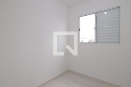 Quarto 1 de apartamento para alugar com 2 quartos, 40m² em Vila Paranagua, São Paulo