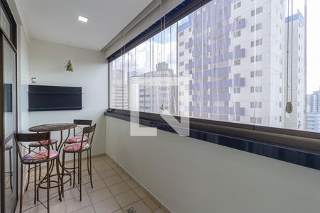 Varanda de apartamento para alugar com 4 quartos, 120m² em Setor Bueno, Goiânia