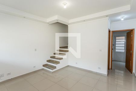Sala de casa de condomínio para alugar com 2 quartos, 88m² em Freguesia do Ó, São Paulo