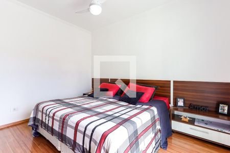 Casa à venda com 200m², 4 quartos e 8 vagasSuíte 2