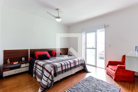 Casa à venda com 200m², 4 quartos e 8 vagasSuíte 2