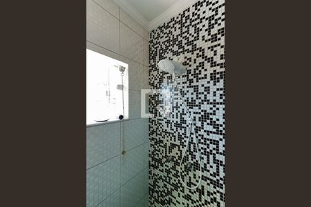 Casa à venda com 200m², 4 quartos e 8 vagasBanheiro da Suíte 2