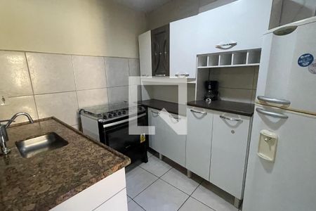 Cozinha de casa para alugar com 2 quartos, 54m² em Parque Centenario, Duque de Caxias