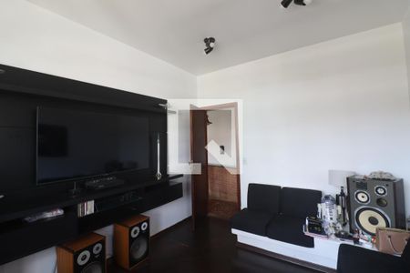 Sala de TV de casa à venda com 4 quartos, 460m² em Jardim Franca, São Paulo