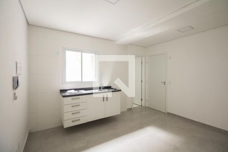 Studio/Quarto e Cozinha  de kitnet/studio para alugar com 0 quarto, 19m² em São Lucas, São Paulo