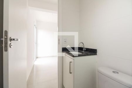 Banheiro  de apartamento para alugar com 1 quarto, 40m² em São Lucas, São Paulo