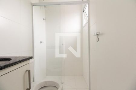 Banheiro  de apartamento para alugar com 1 quarto, 40m² em São Lucas, São Paulo