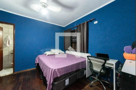 Casa à venda com 195m², 3 quartos e 3 vagasSuíte