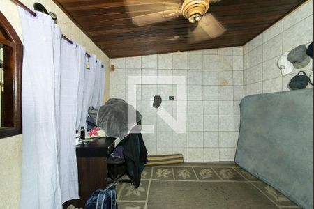 Casa à venda com 195m², 3 quartos e 3 vagasQuarto de Serviço