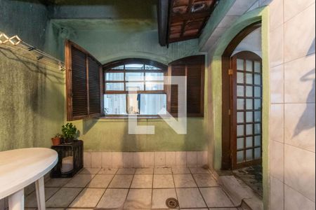 Casa à venda com 195m², 3 quartos e 3 vagasLavanderia