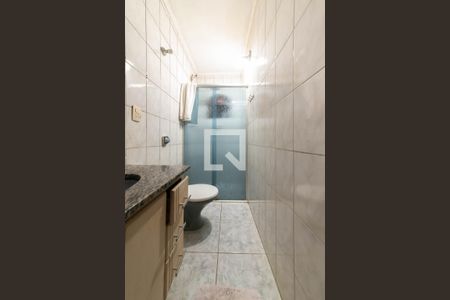 Casa à venda com 195m², 3 quartos e 3 vagasBanheiro da Suíte