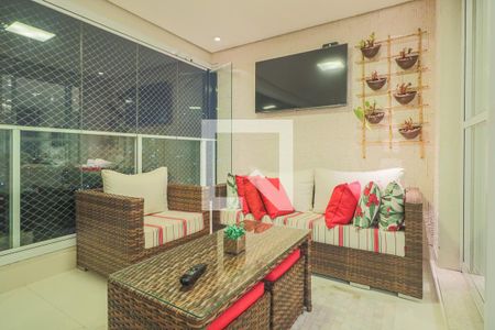Varanda gourmet de apartamento para alugar com 3 quartos, 107m² em Vila Lúcia Elvira, São Paulo