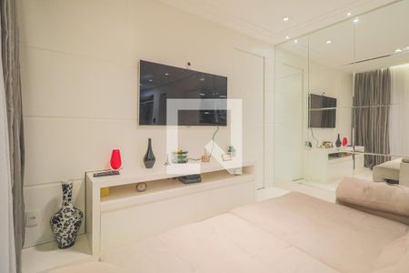 Sala de apartamento para alugar com 3 quartos, 107m² em Vila Lúcia Elvira, São Paulo