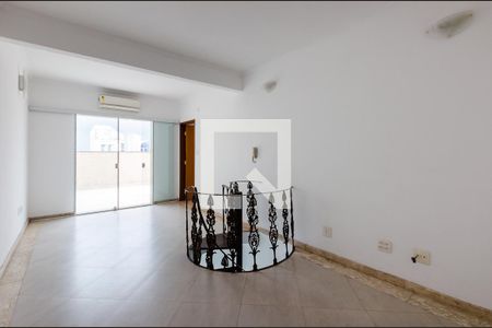 Apartamento para alugar com 200m², 3 quartos e 1 vagaSala andar superior