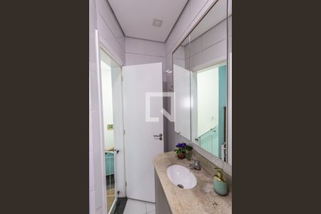 Casa à venda com 90m², 2 quartos e 2 vagas Casa à venda com 90m², 2 quartos e 2 vagasBanheiro