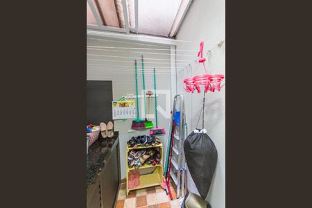 Casa à venda com 90m², 2 quartos e 2 vagas Casa à venda com 90m², 2 quartos e 2 vagasÁrea de Serviço