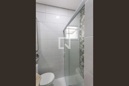 Casa à venda com 90m², 2 quartos e 2 vagas Casa à venda com 90m², 2 quartos e 2 vagasBanheiro