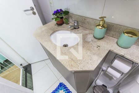 Casa à venda com 90m², 2 quartos e 2 vagas Casa à venda com 90m², 2 quartos e 2 vagasBanheiro
