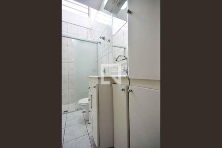 Casa para alugar com 150m², 2 quartos e 3 vagasBanheiro