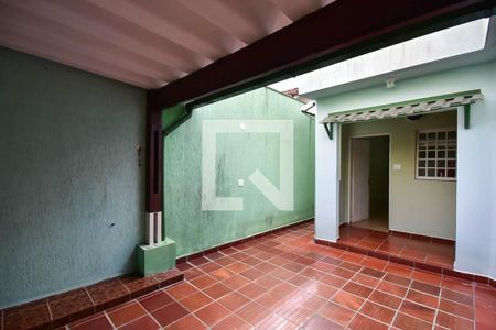 Casa para alugar com 150m², 2 quartos e 3 vagasQuintal