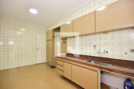 Casa para alugar com 150m², 2 quartos e 3 vagasCozinha