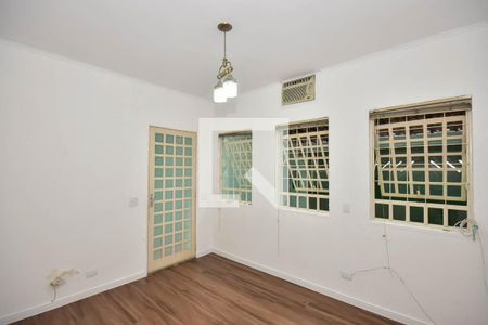 Sala de casa para alugar com 2 quartos, 150m² em Super Quadra Morumbi, São Paulo
