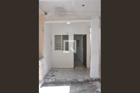 Casa para alugar com 35m², 1 quarto e sem vagaQuintal