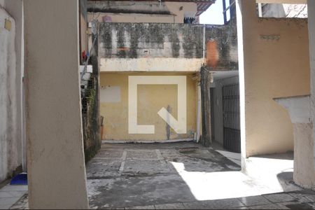 Casa para alugar com 35m², 1 quarto e sem vagaQuintal