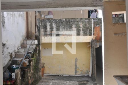 Casa para alugar com 35m², 1 quarto e sem vagaQuintal