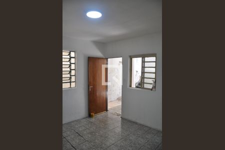 Sala/Cozinha de casa para alugar com 1 quarto, 35m² em Vila Ramos, São Paulo