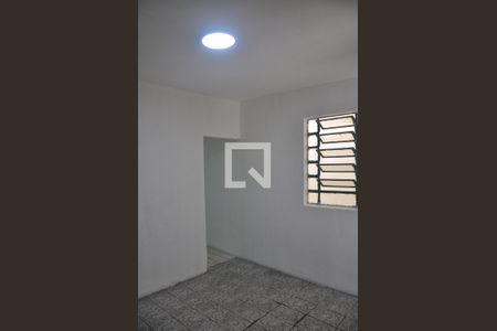 Sala/Cozinha de casa para alugar com 1 quarto, 35m² em Vila Ramos, São Paulo