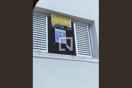 Plaquinha de apartamento para alugar com 1 quarto, 49m² em Vila Campesina, Osasco