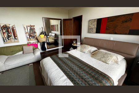 Casa à venda com 385m², 4 quartos e 5 vagasQuarto 3