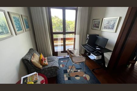 Casa à venda com 385m², 4 quartos e 5 vagasQuarto 1