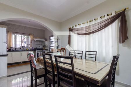 Casa à venda com 243m², 4 quartos e 2 vagasSala de Jantar