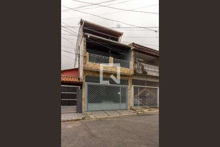 Casa à venda com 243m², 4 quartos e 2 vagasFachada