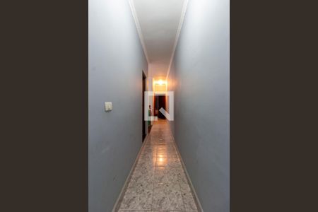 Corredor de casa à venda com 4 quartos, 243m² em Parque Guarani, São Paulo