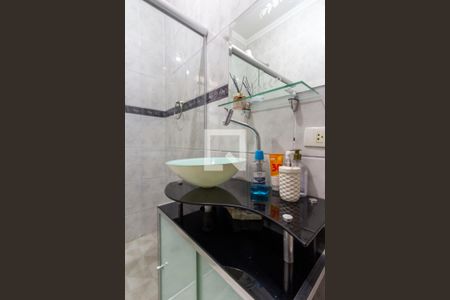 Banheiro de casa à venda com 4 quartos, 243m² em Parque Guarani, São Paulo