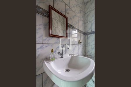 Casa à venda com 243m², 4 quartos e 2 vagasBanheiro Área Gourmet