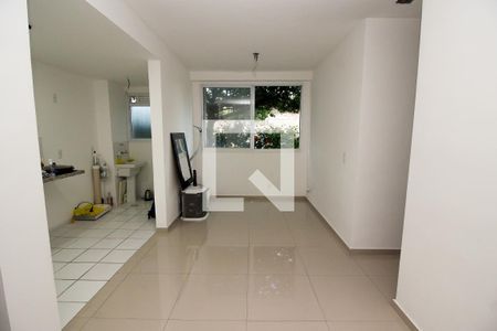 Sala de apartamento à venda com 2 quartos, 50m² em Cavalhada, Porto Alegre