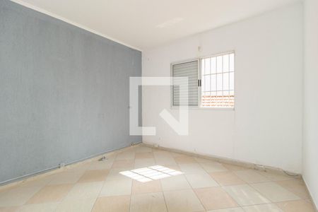 Casa para alugar com 180m², 2 quartos e 2 vagas Casa para alugar com 180m², 2 quartos e 2 vagasQuarto 1