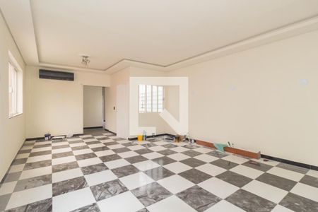 Sala de Estar de casa para alugar com 2 quartos, 180m² em Vila Regente Feijó, São Paulo