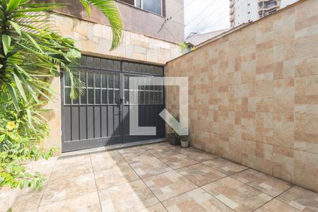 Casa para alugar com 180m², 2 quartos e 2 vagas Casa para alugar com 180m², 2 quartos e 2 vagasGaragem