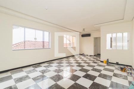 Sala de Estar de casa para alugar com 2 quartos, 180m² em Vila Regente Feijó, São Paulo