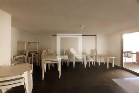 Apartamento para alugar com 70m², 3 quartos e 1 vagaÁrea comum - Salão de festas