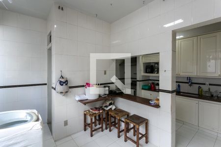 Apartamento à venda com 240m², 4 quartos e 2 vagasÁrea de Serviço