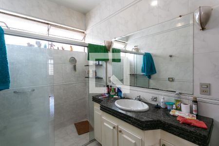 Apartamento à venda com 240m², 4 quartos e 2 vagasBanheiro