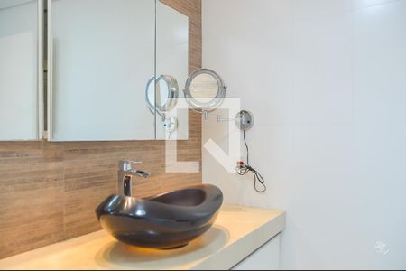 Apartamento à venda com 153m², 3 quartos e 3 vagasBanheiro da Suíte 3