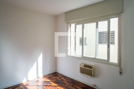 Quarto  de apartamento para alugar com 1 quarto, 42m² em Azenha, Porto Alegre